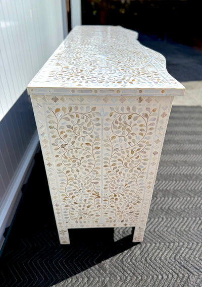 Mother Of Pearl 6 Drawers French Chest