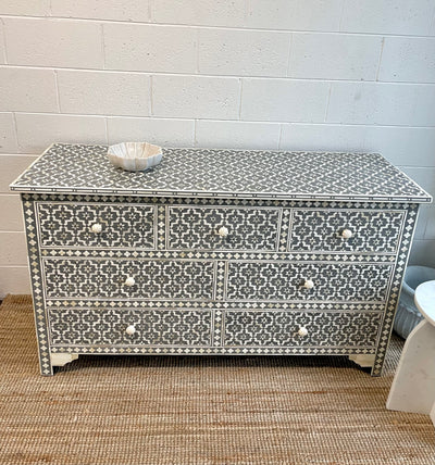 Bone Inlay Chest of 7 Drawers - Grey Wallpaper