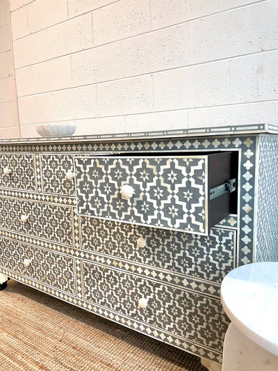 Bone Inlay Chest of 7 Drawers - Grey Wallpaper